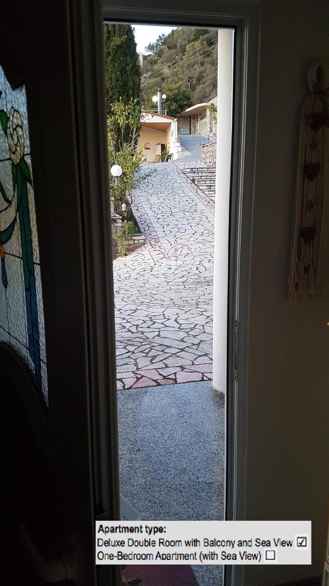 Verga Panorama Apartments Kalamata Bagian luar foto